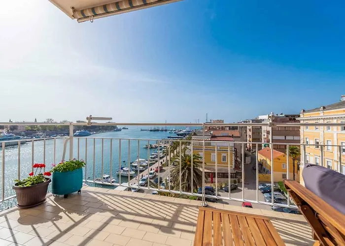 Sea The Sunset Apartment