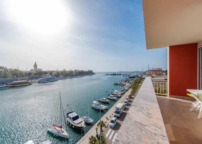 Sea The Sunset Apartment
